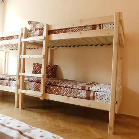 U Elzhbety Lviv