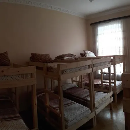 U Elzhbety Hostel *