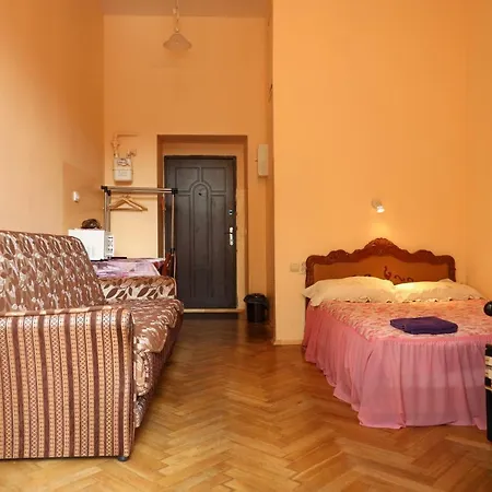 U Elzhbety Hostel *