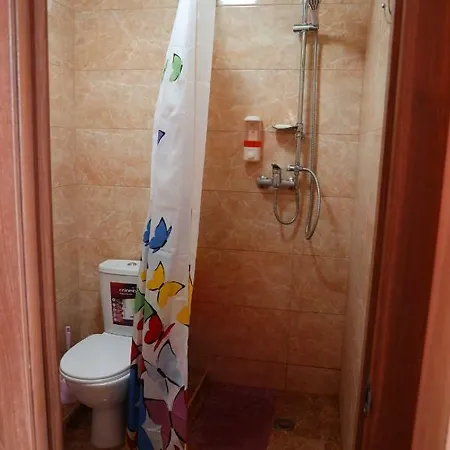 U Elzhbety